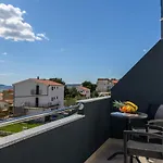 Etta Ciovo Διαμέρισμα *