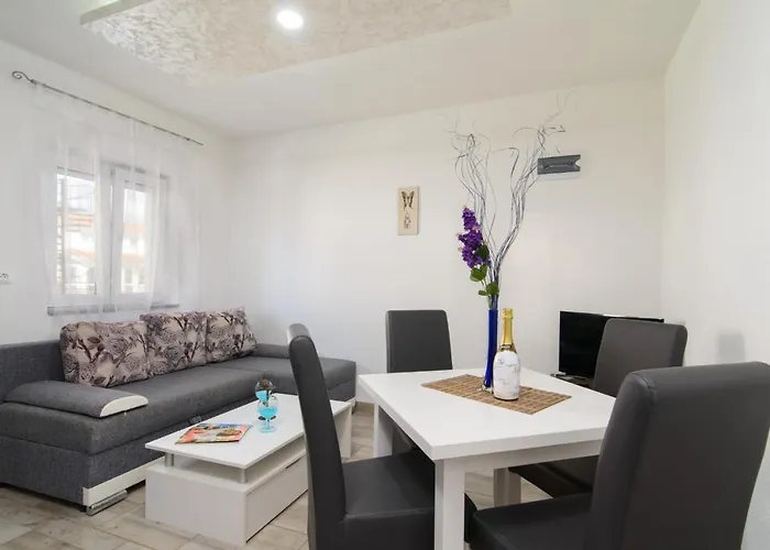 Etta Ciovo Apartman
