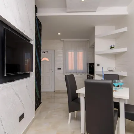 Etta Ciovo Daire Trogir