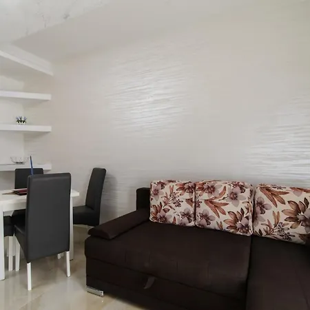 Etta Ciovo Daire Trogir
