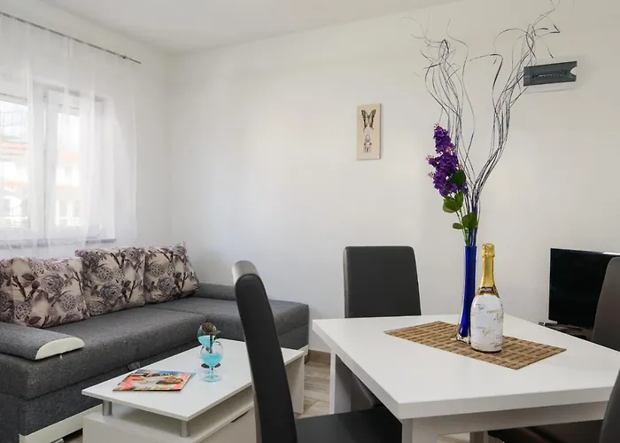 Etta Ciovo Apartment